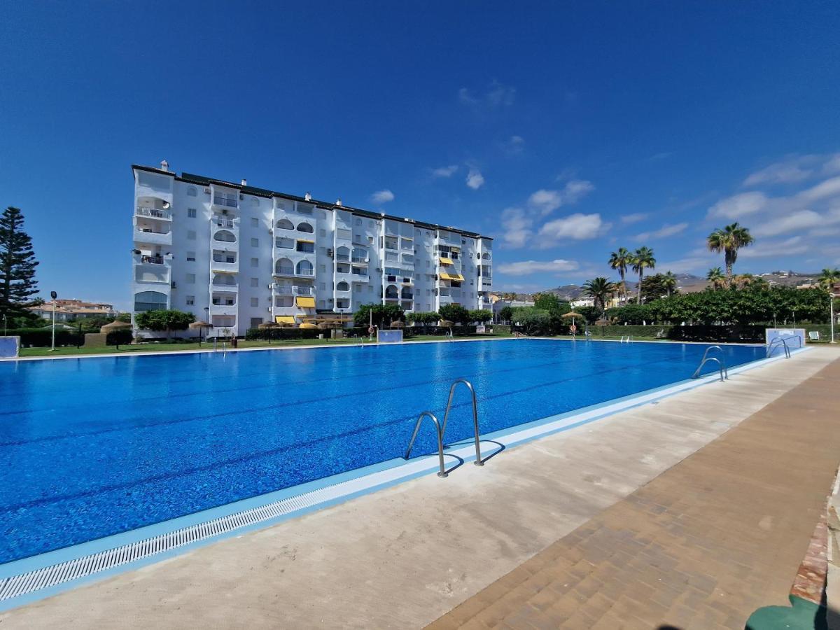 Apartamento Laguna Castillo Bajo Ngoại thất bức ảnh